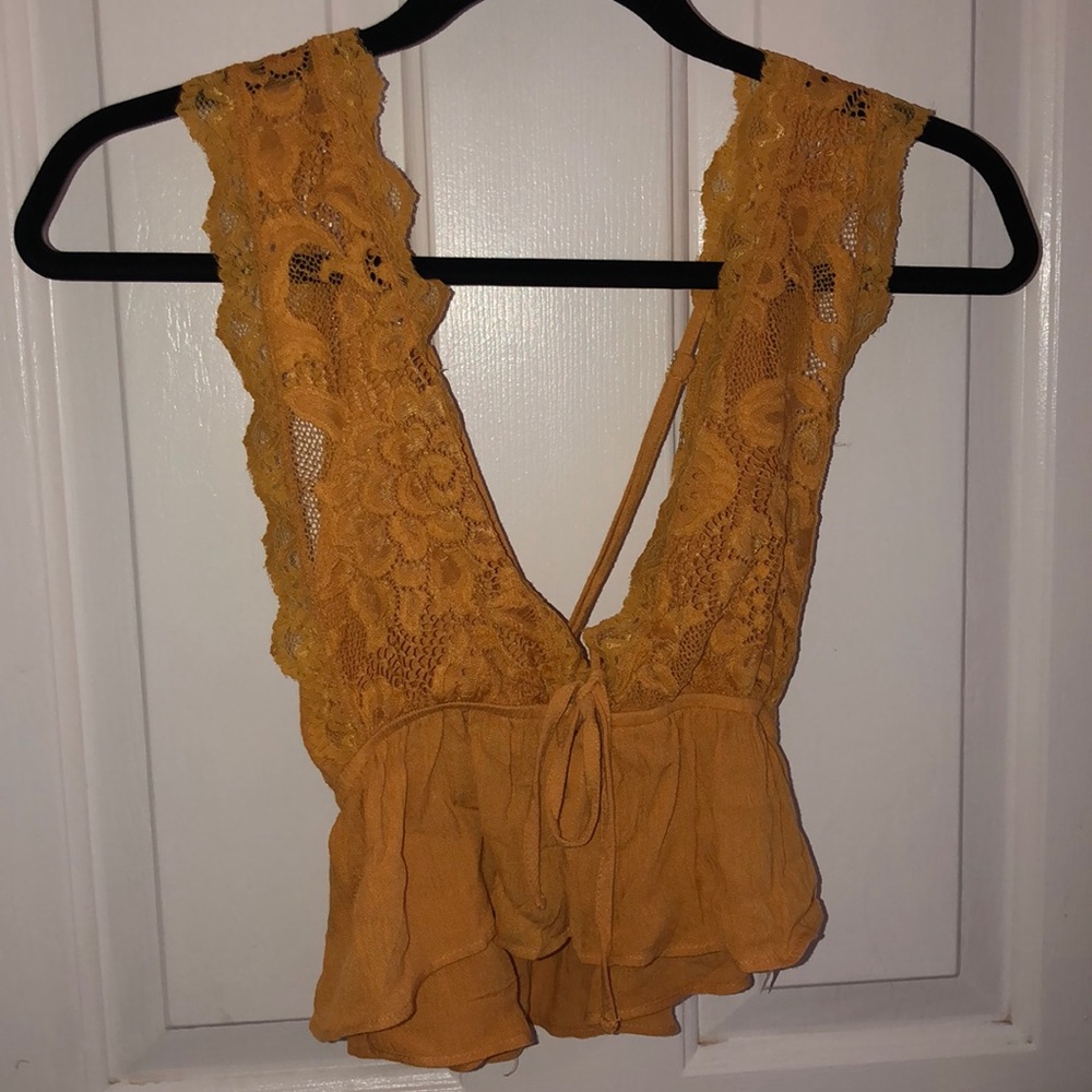 Forever 21 cris cross back top